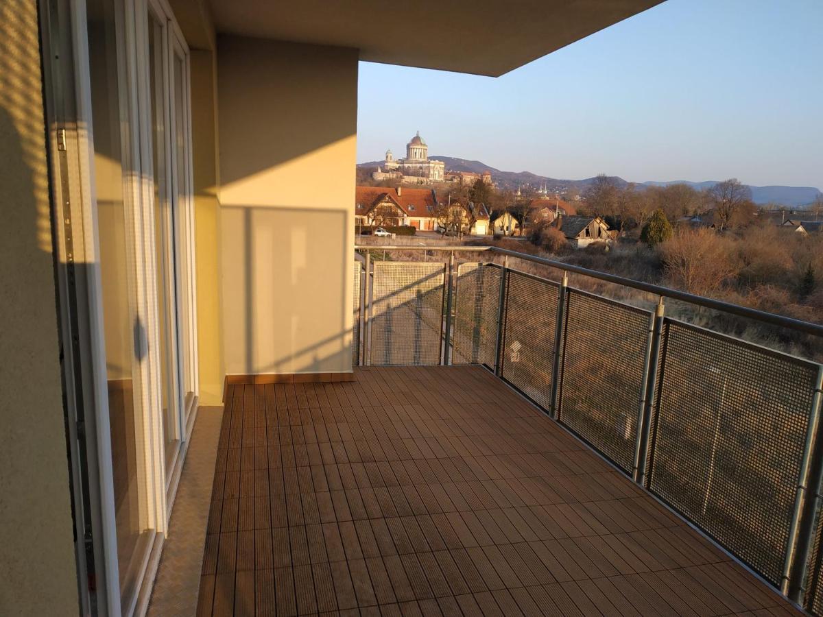 Apartman One To One Štúrovo Εξωτερικό φωτογραφία