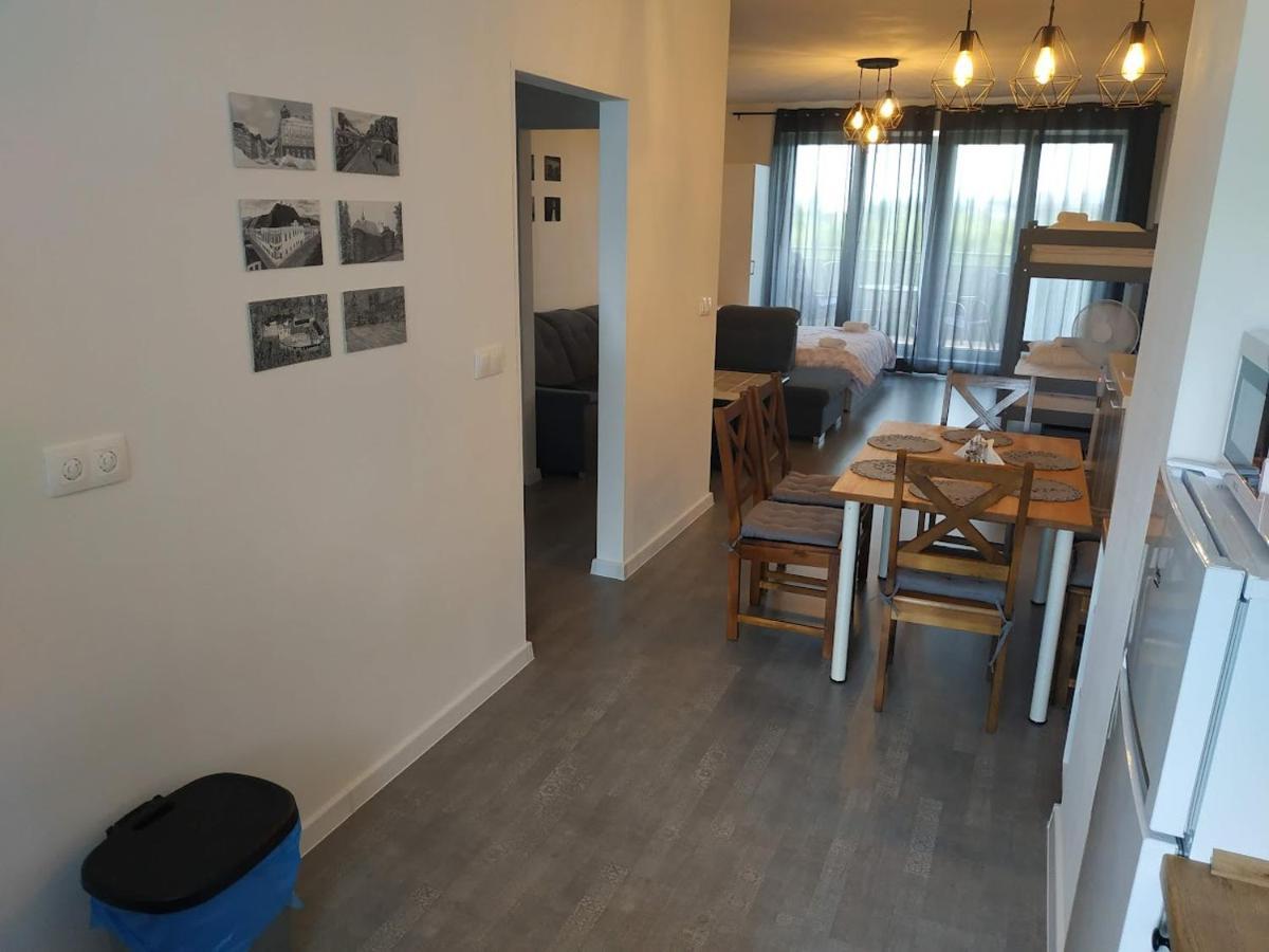Apartman One To One Štúrovo Εξωτερικό φωτογραφία